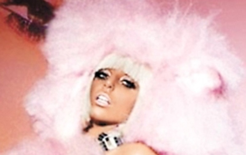 Lady Gaga se iubeşte cu cel mai bun prieten?