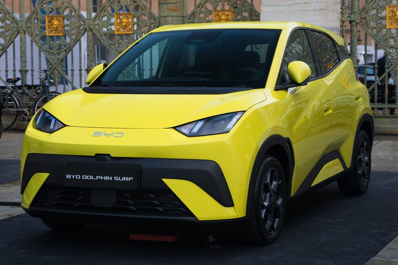 BYD Dolphin Surf