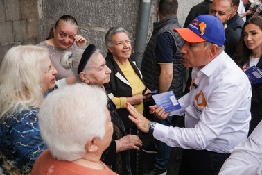 Premierul armean Nikol Pașinian, în campanie electorală Foto: Hepta