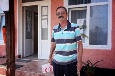 Primul om din Augustin care a venit să se vaccineze este un bărbat de 66 de ani