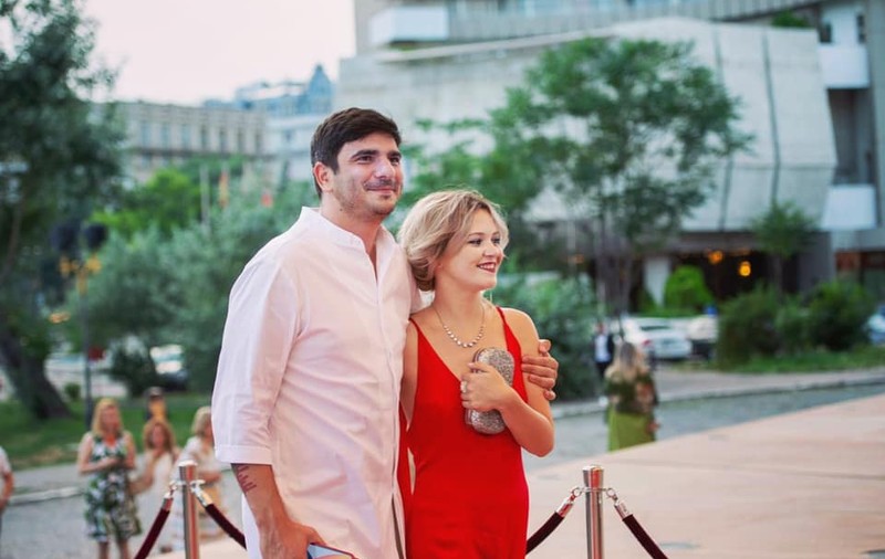 Actorul Alex Bogdan, primele declarații despre nunta cu iubita lui, Cătălina. „Chestia este sudată”