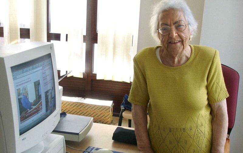 Bunicuţa blogger a încetat din viaţă
