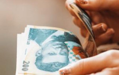 Top trei domenii din România cu cele mai mari salarii. Primul loc, medie de 11.750 lei