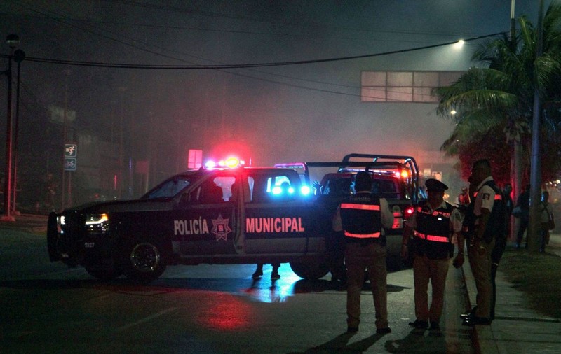 Atac armat într-un club din Mexic. 13 persoane, printre care și un copil, au fost ucise