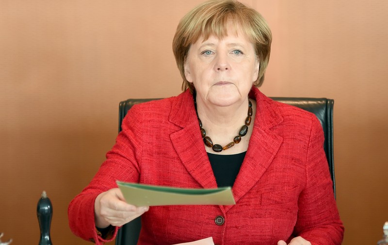 Angela Merkel vrea măsuri mai rapide împotriva solicitanților de azil ale căror cereri au fost respinse