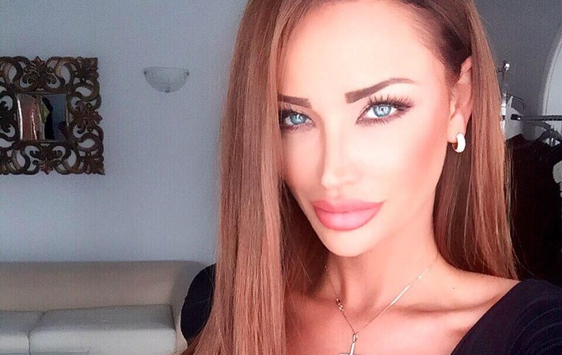 Rar ai văzut-o aşa! Bianca Drăguşanu, fără extensii, gene false sau machiaj
