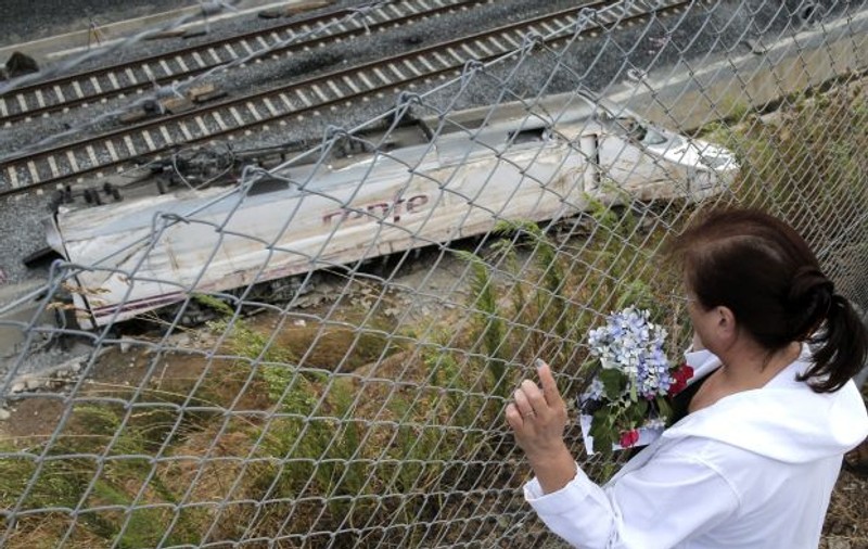 PISTA-ŞOC pe care merg ANCHETATORII în cazul tragediei feroviare din Spania! Vezi ce făcea CONDUCTORUL TRENULUI în momentul IMPACTULUI