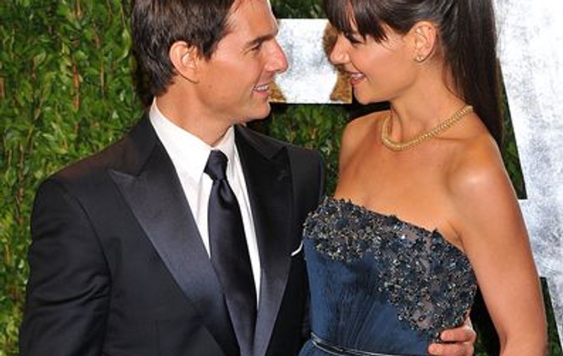 Tom Cruise: "Katie îmi face viaţa frumoasă"