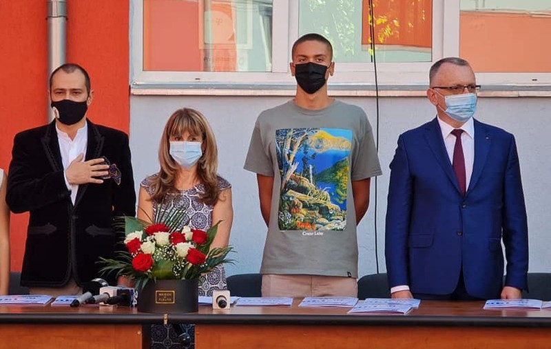 Ministrul Câmpeanu și primarul Băluță au inaugurat festiv, la începutul anului școlar, o grădiniță nefuncțională