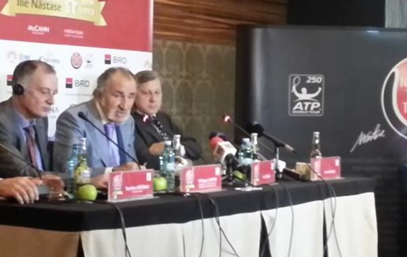 DIALOG SAVUROS între 'greii' ION ŢIRIAC şi ILIE NĂSTASE: "Ilie avea 1.80 m pe vremuri, acum a mai rămas cu vreo 1.60" / "Lasă că am crescut în altă parte"