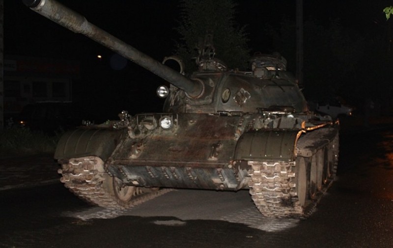 Un șofer beat din Polonia a ieșit cu tancul pe stradă | FOTO
