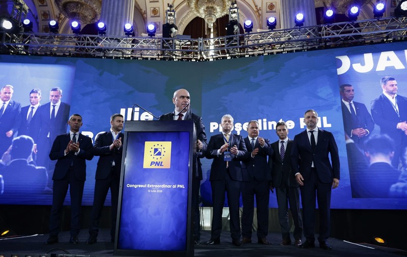 Ilie Bolojan, votat președinte al PNL la Congres pentru următorii doi ani. Cine sunt cei patru prim-vicepreședinți și secretarul general