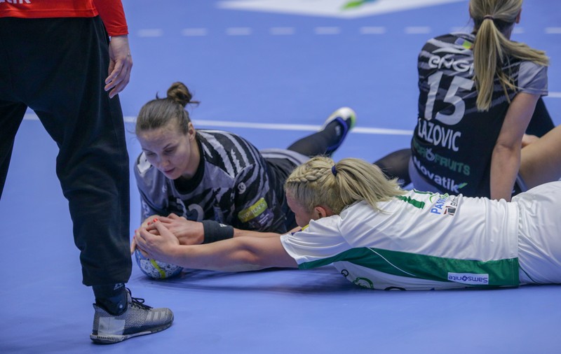 GALERIE FOTO / Cele mai spectaculoase imagini de la meciul de handbal CSM București - Gyor