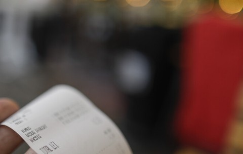 Bonurile fără cod QR pot aduce amenzi de 4.000 de lei după expirarea suspendării. Ce pot verifica firmele