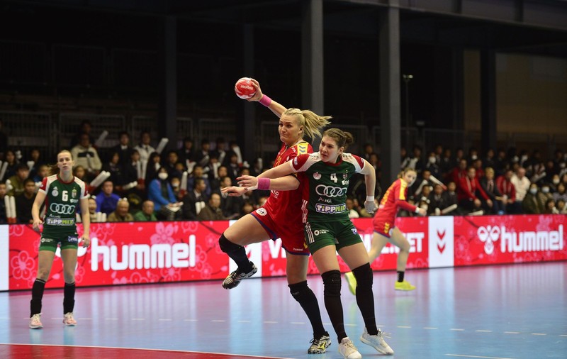 România a învins dramatic Ungaria, cu un gol în ultima secundă, și s-a calificat în grupele principale de la CM de handbal feminin