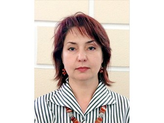 Mirela Chioveanu, diriginta clasei a VII-a și directoarea adjunctă a Colegiului Național Gheorghe Lazăr | Foto: cnlazar.ro