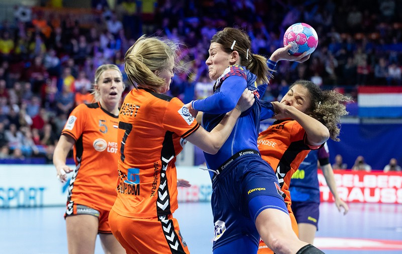 România, susținută necondiționat la Euro 2018 de handbal feminin. ”Trăiesc la maximum fiecare fază”