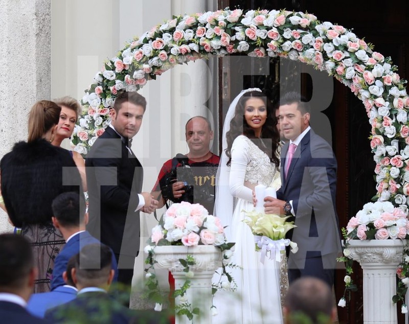 FOTO EXCLUSIV | Cum au arătat nașii lui Adrian Mutu și ai Sandrei. Apariție rară a soției lui Cosmin Contra