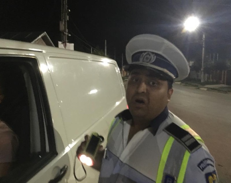 Oreste Teodorescu, probleme cu poliția în miez de noapte. "Poate îmi aduce actele la domiciliu, au rămas la organ" | FOTO