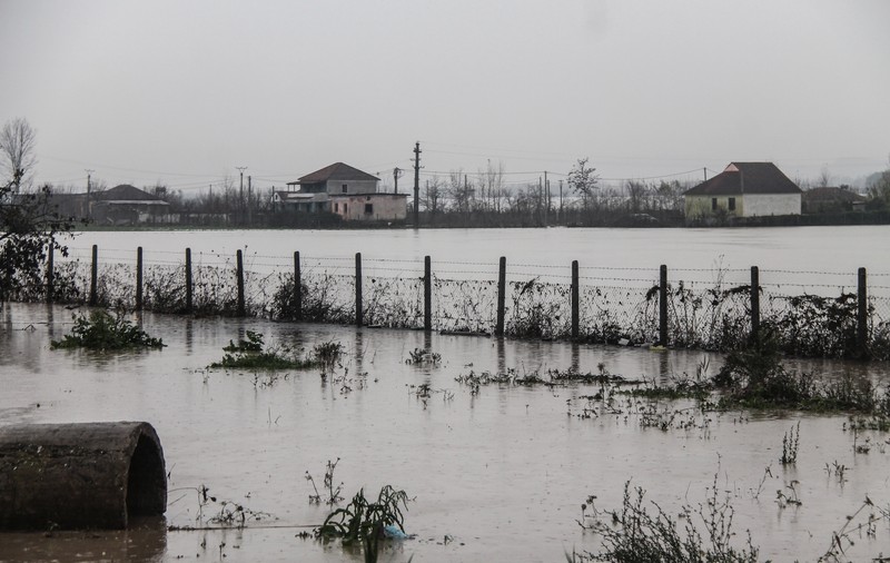 Cod galben de inundații în 15 județe. Măsuri speciale luate de IGSU
