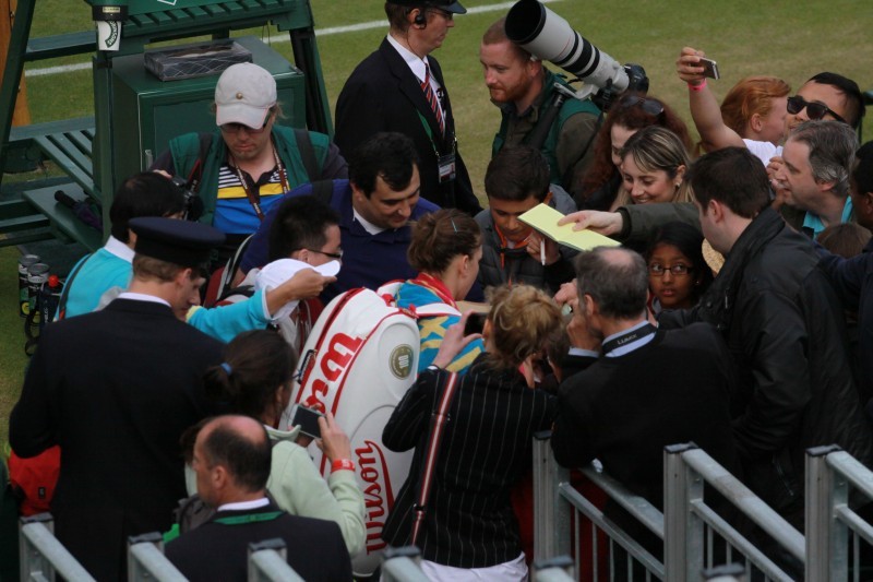 Simona Halep are contract cu Wilson FOTO: Marian Burlacu (Londra)