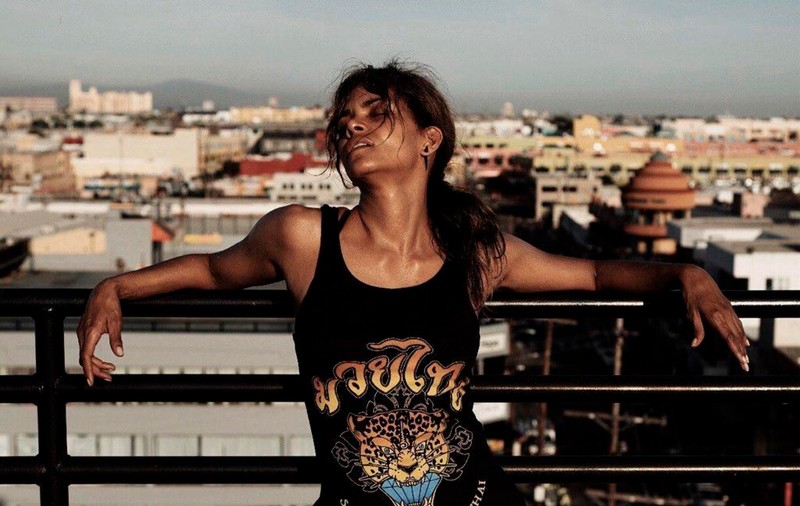 Actrița Halle Berry, despre problemele pe care le are cu copiii ei care fac școală online: “Trebuie să pun biciul, ca să facă lecțiile!”