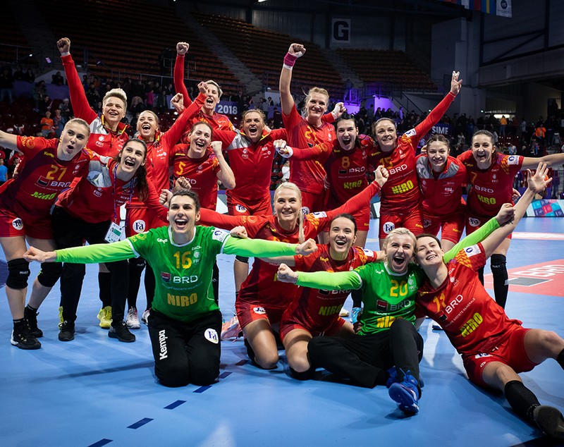 Succes, egal sau pierdem cu Ungaria la maximum două goluri = semifinale! Victorie: România - Spania, 27-25 la Euro 2018 de handbal feminin | GALERIE FOTO&VIDEO