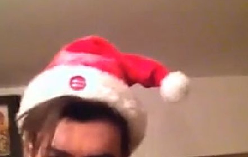 CĂCIULA cu... TALENT! Accesoriul cu care Smiley și-a amuzat prietenii virtuali | VIDEO HAIOS