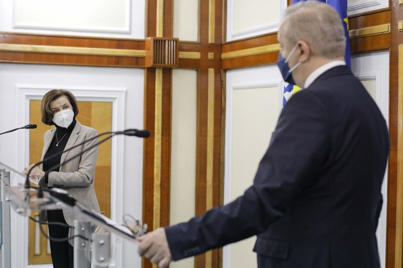 Florence Parly și Vasile Dîncu, declarație comună de presă la sediul MApN Foto: Inquam Photos/ Octav Ganea