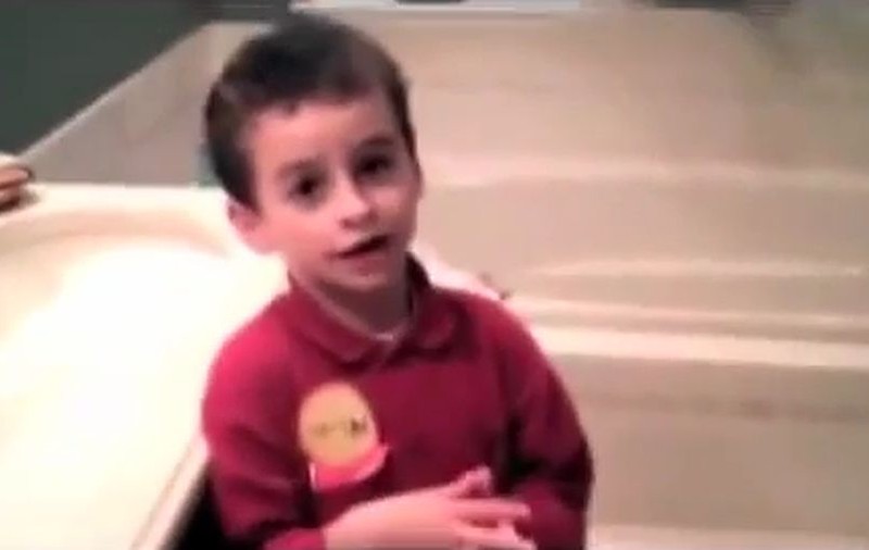 NEPREŢUITĂ! Reacţia unui PUŞTI care ÎNTÂLNEŞTE PENTRU PRIMA DATĂ ÎN VIAŢĂ un CUPLU GAY | VIDEO
