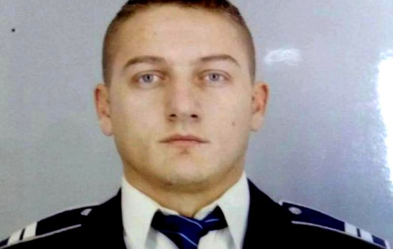 Ciprian Sfichi, polițistul lovit cu sabia în cap de un interlop, a fost dus de urgență la Spitalul Militar din București