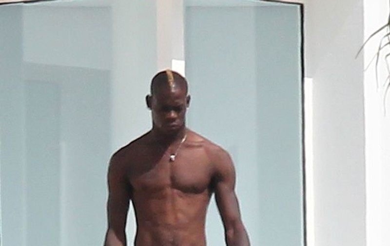 Credeai că BALOTELLI este DOTAT? Imaginea asta te va DEZAMĂGI | FOTO