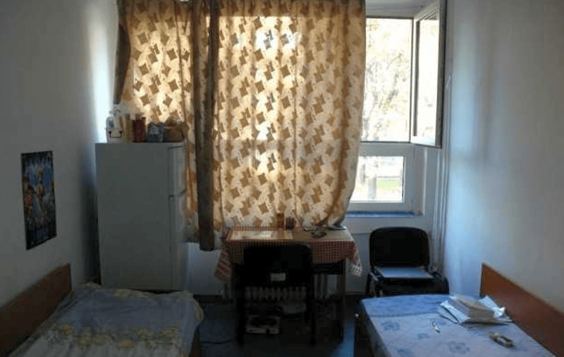 Doi tineri au fost jefuiți în căminele din Grozăvești. Ce li s-a furat