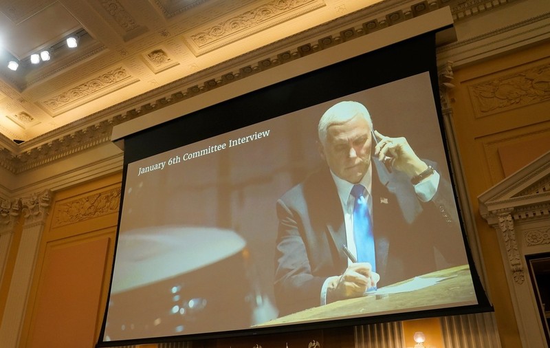 Mike Pence, fost vicepreședinte al SUA, îl acuză pe Donald Trump că i-a pus în pericol pe el și pe familia lui