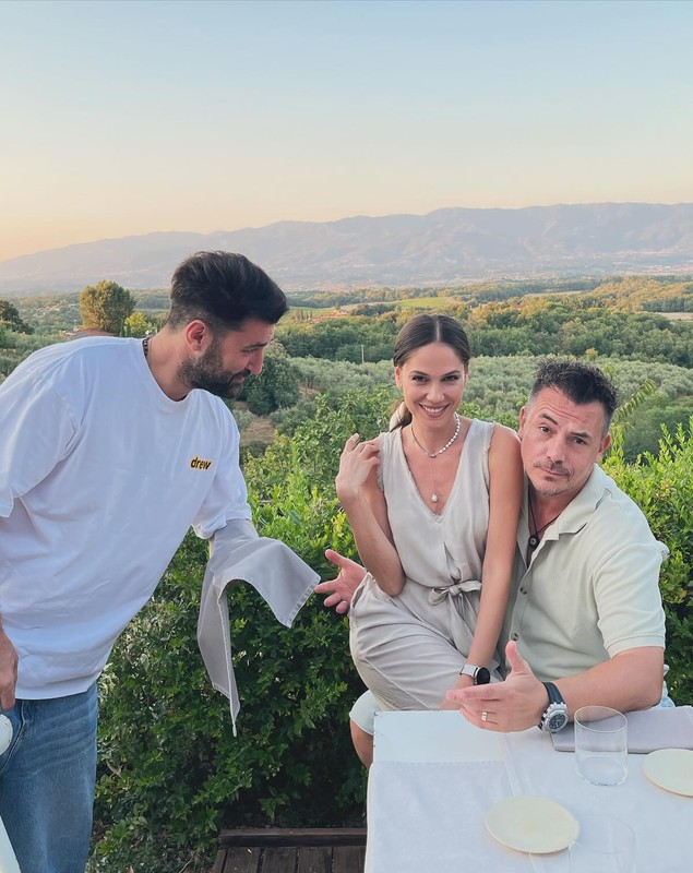Imagini din vacanța Irinei Fodor cu soțul Răzvan în Toscana. Fanii le-au atras atenția: „Înțeleg farmecul, dar avem locuri mai frumoase în România”