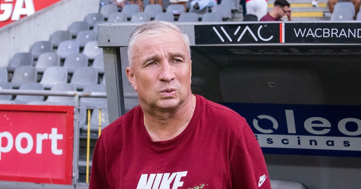 Dan Petrescu, 57 de ani, a suferit în Suedia cea mai umilitoare înfrângere a carierei sale de antrenor