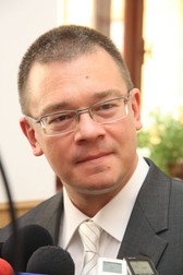 Mihai Răzvan Ungureanu
