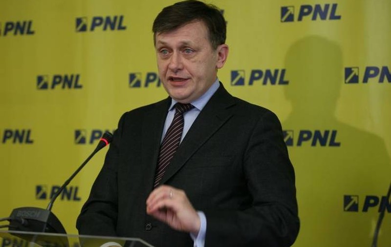Crin Antonescu îl contrazice pe Victor Ponta