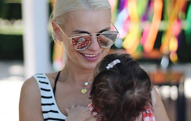 Imaginea cu Jojo a stârnit curiozitatea admiratorilor. Ce tatuaj are vedeta pe abdomen