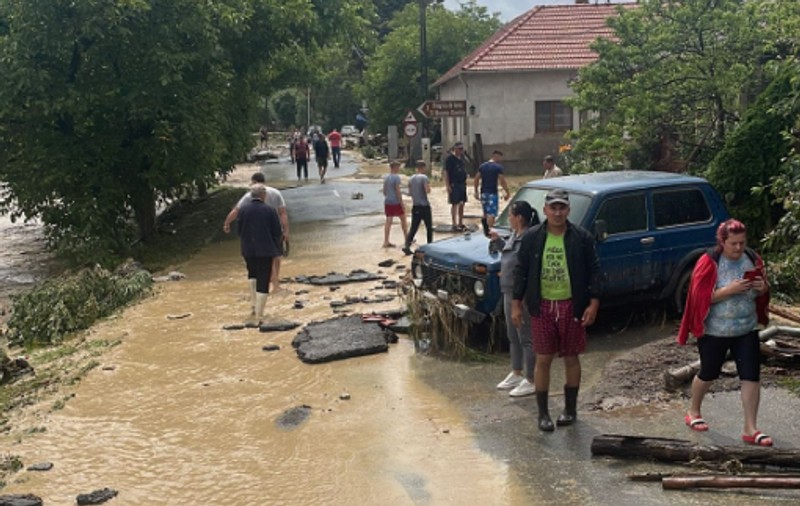 Alertă hidrologică: Cod galben de inundații pe râuri din mai multe județe până vineri