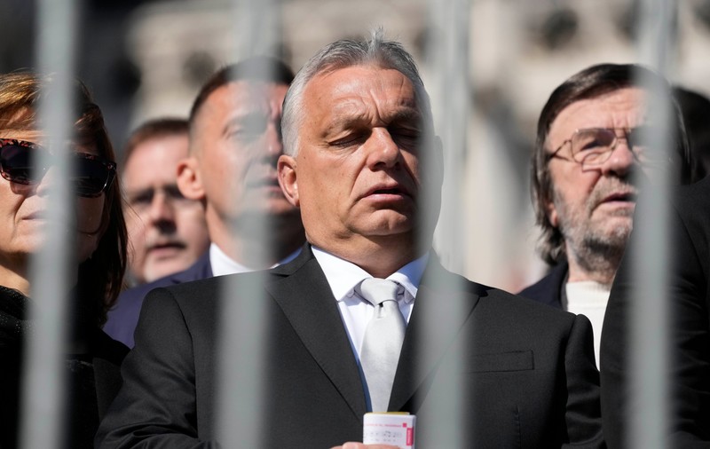 Viktor Orban, la Radio Kossuth: „O parte din Ucraina este pământ maghiar”. Declarațiile au fost eliminate, ulterior, din interviul postat pe YouTube