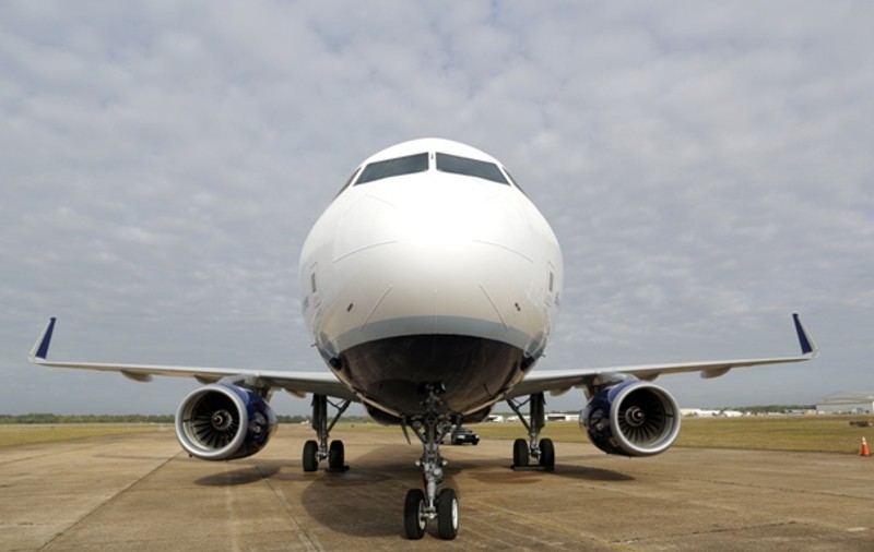 Pagube de peste 1,17 milioane de euro, provocate de un manipulant de bagaje asupra unui avion ce venea spre România