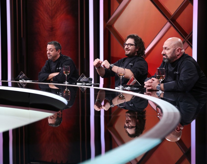 Reacția juraților de la „Chefi la cuțite” după ce Gina Pistol a revenit în calitate de prezentatoare, alături de Irina Fodor