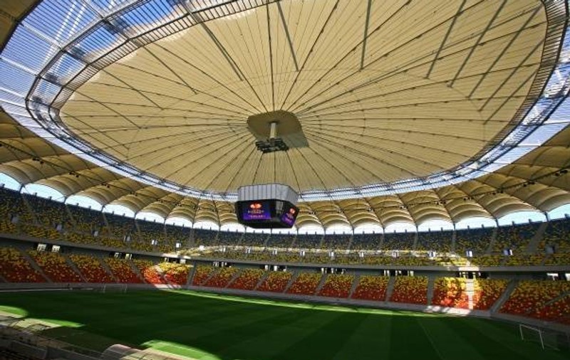 GAZONUL de pe Național Arena, în stare DEPLORABILĂ, cu câteva ore înainte de meciul Steaua-Chelsea 