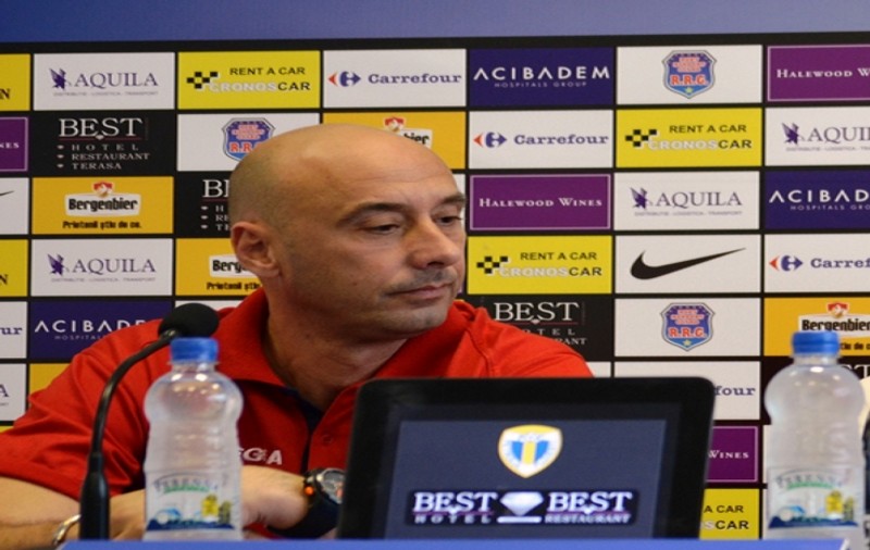 ”Ne putem califica! Niciodată să nu spui niciodată” - Ernest Gjoka, antrenorul echipei Flamurtari Vlora, după 0-2 cu Petrolul