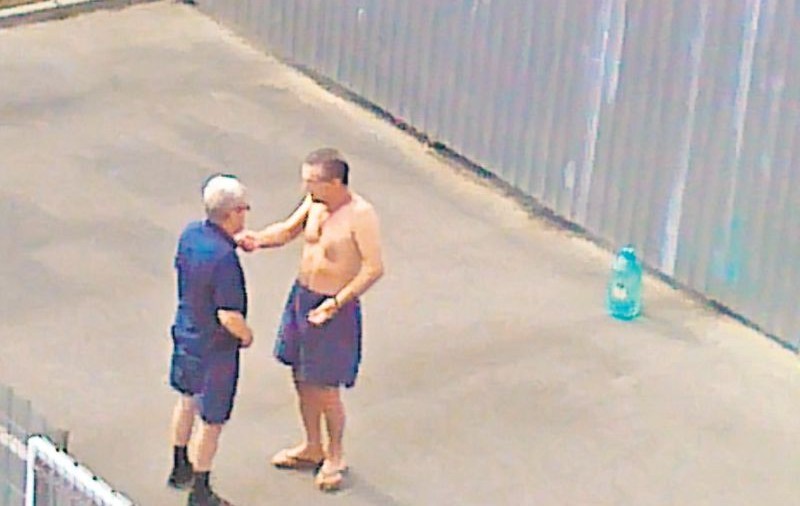 I-au cerut 1.500 € ca să-i aducă telefonul! Deţinuţii de la Jilava vor să se pricopsească pe spatele lui Gigi Becali
