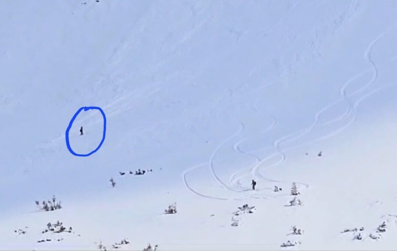 Schioare surprinsă de avalanşă în Munţii Rodnei. „Târâtă până la poalele muntelui”, femeia a scăpat cu viaţă | VIDEO