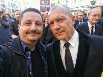 După interviu, Antonio Banderas și reporterul Libertatea