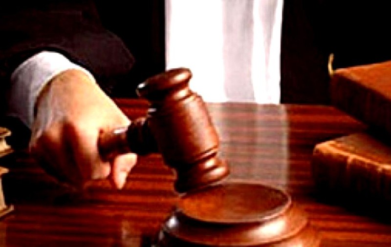 Condamnare pentru bărbatul din Brăila care și-a înjunghiat soția pentru că i-ar fi făcut vrăji