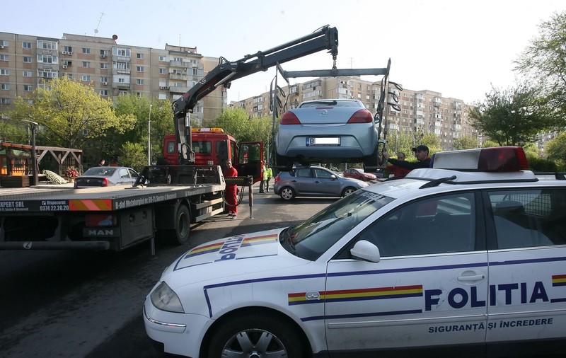 Ridicarea maşinilor este ILEGALĂ. Sentinţa poate funcţiona ca PRECEDENT în întrega ţară